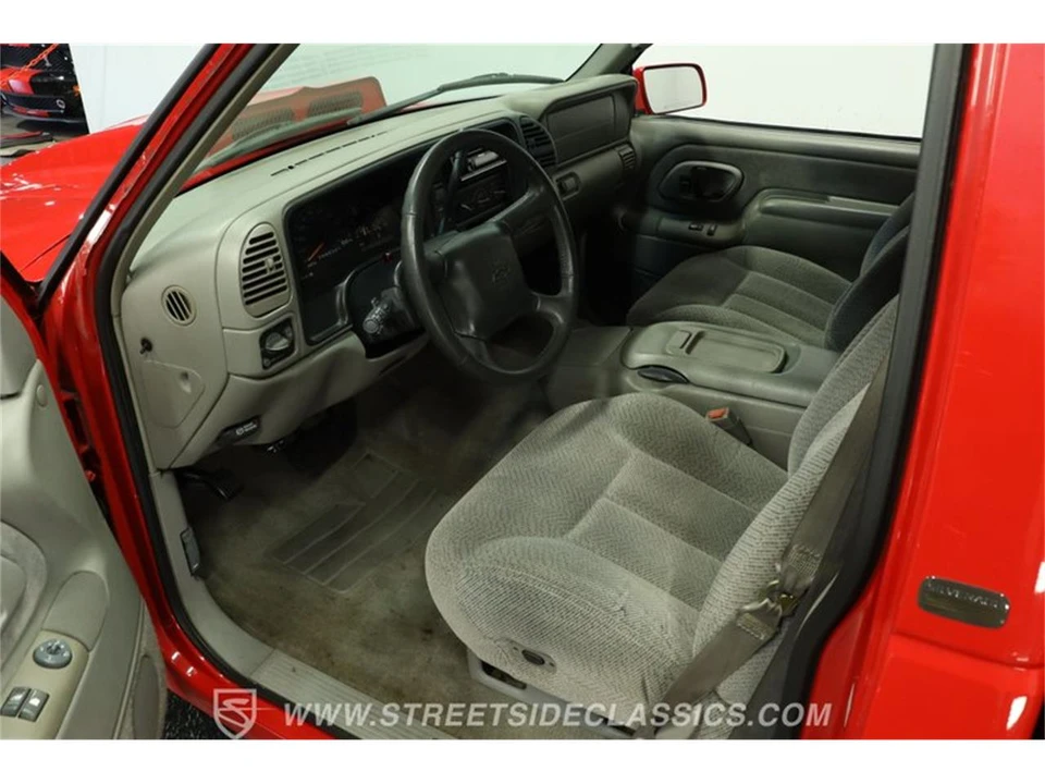 1998 Chevrolet C/K 4th Gen - Image 4 of 31