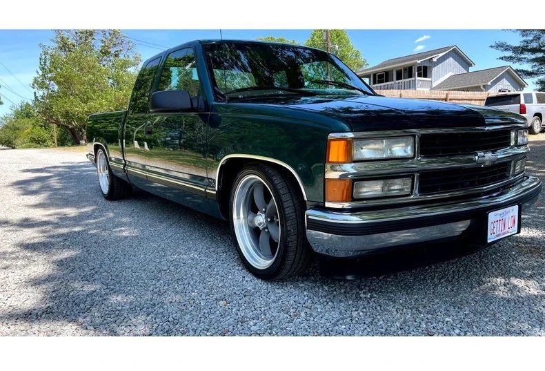 1998 Chevrolet Silverado - Image 2 of 8