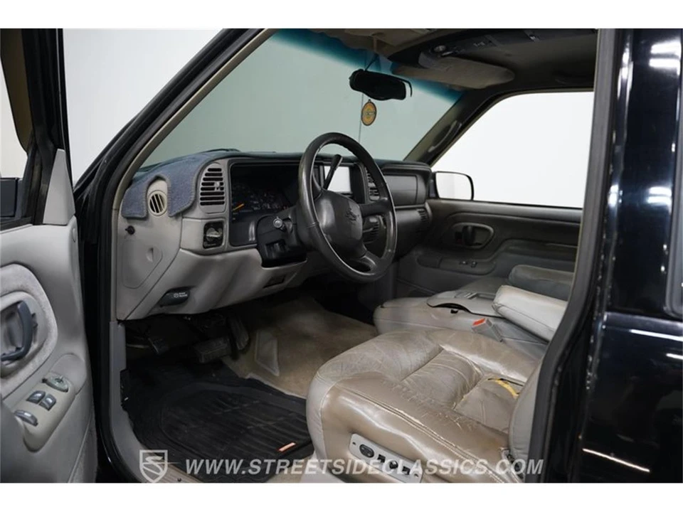 1998 Chevrolet C/K 4th Gen - Image 2 of 31