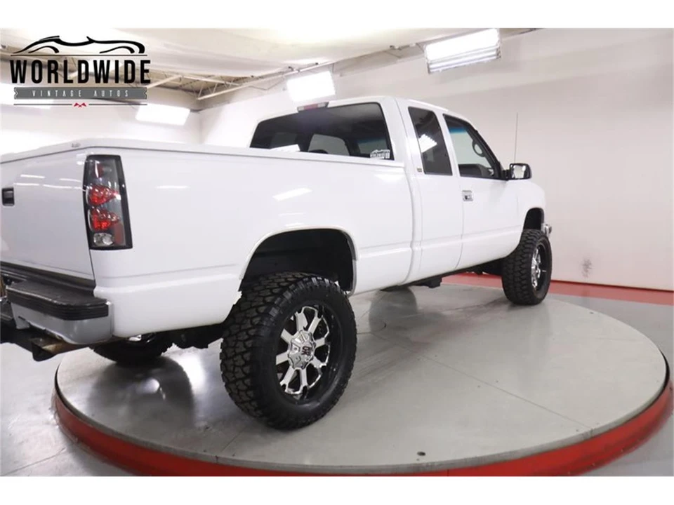 1998 Chevrolet Silverado - Image 21 of 31