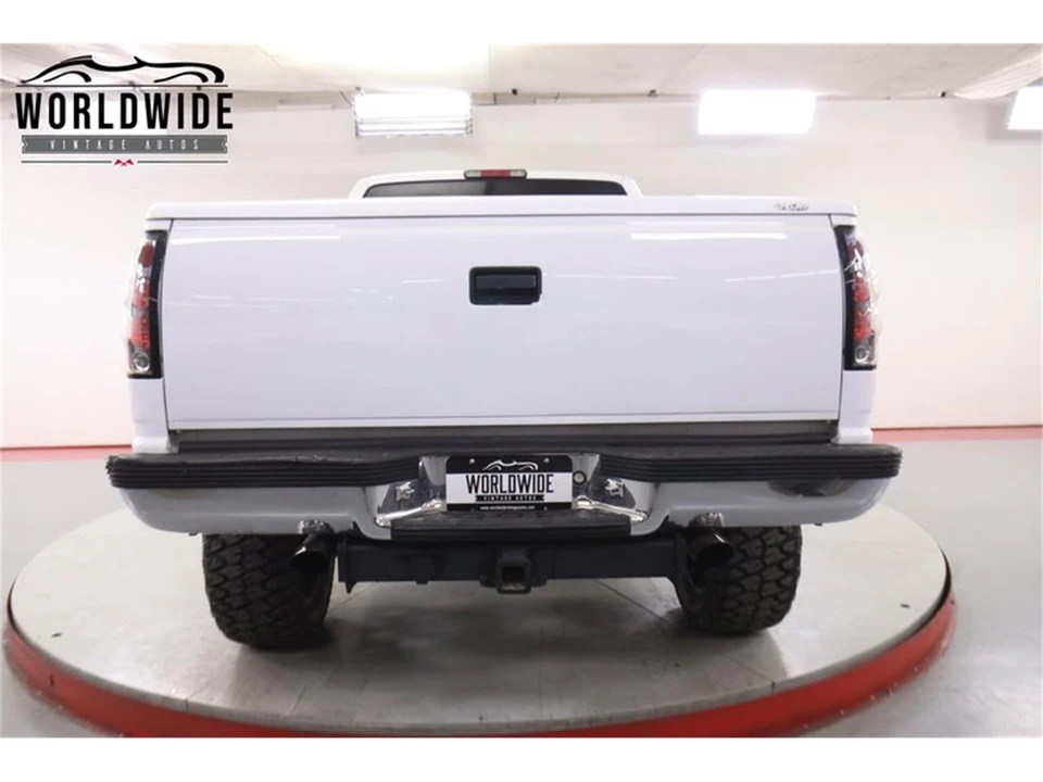 1998 Chevrolet Silverado - Image 17 of 31