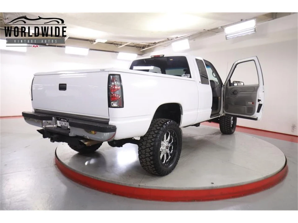 1998 Chevrolet Silverado - Image 30 of 31