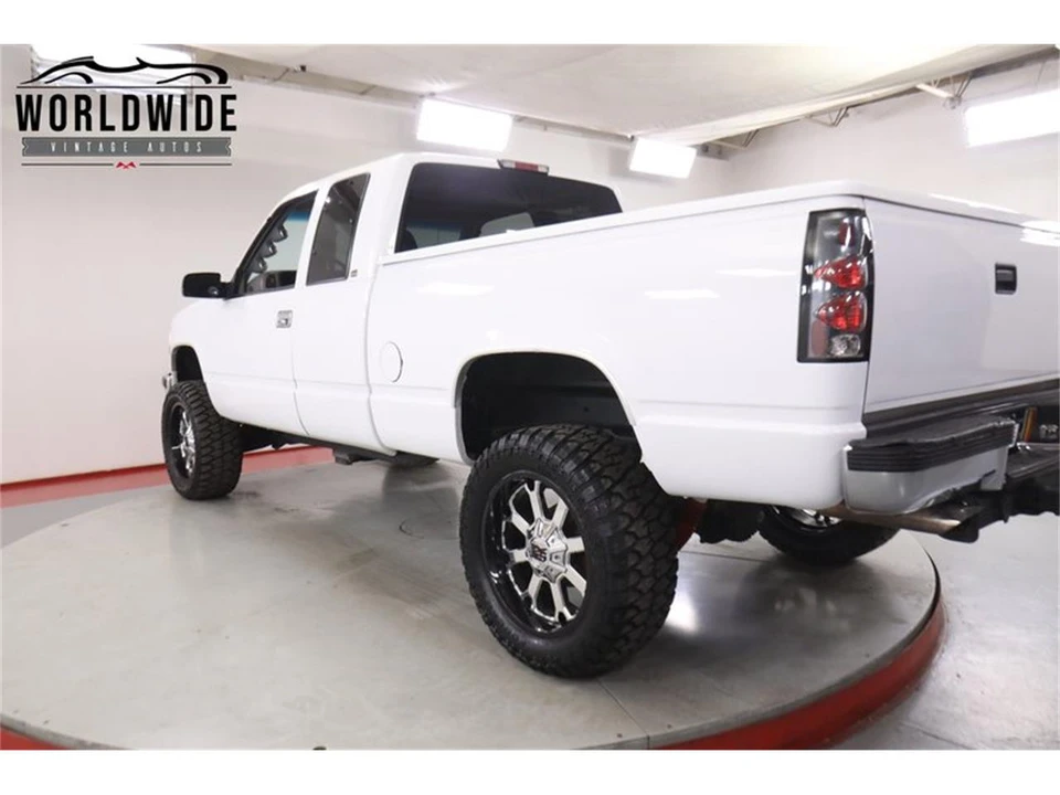1998 Chevrolet Silverado - Image 20 of 31