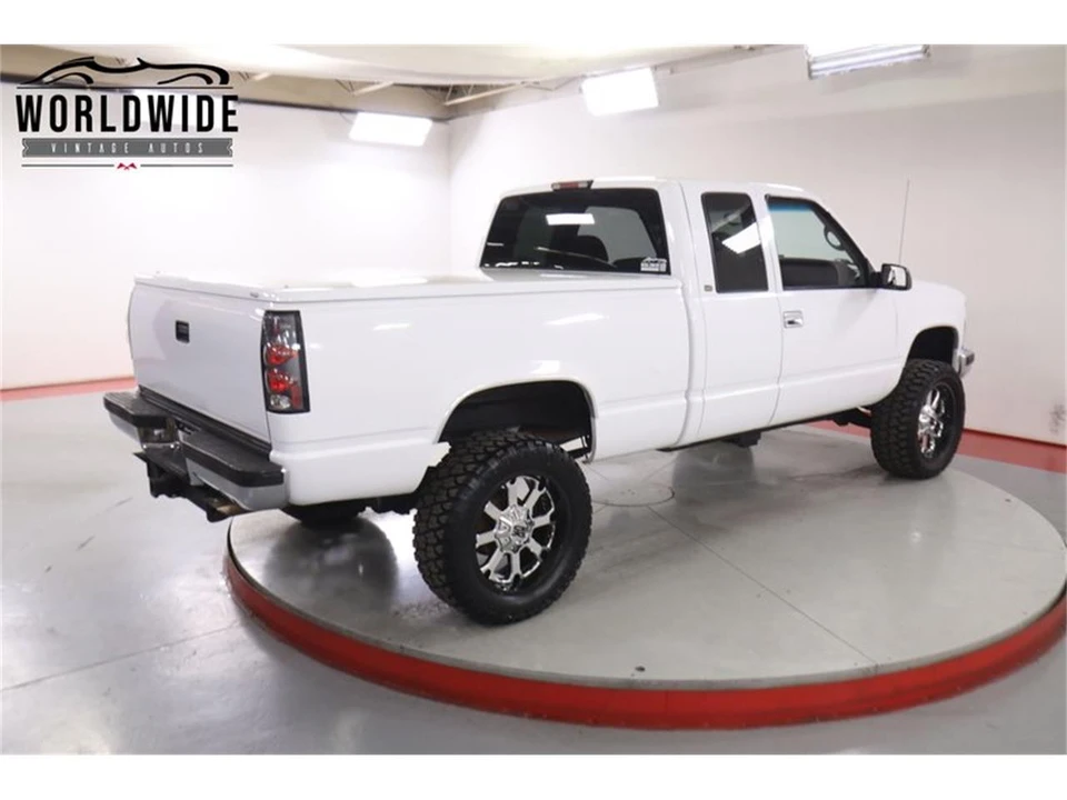 1998 Chevrolet Silverado - Image 6 of 31