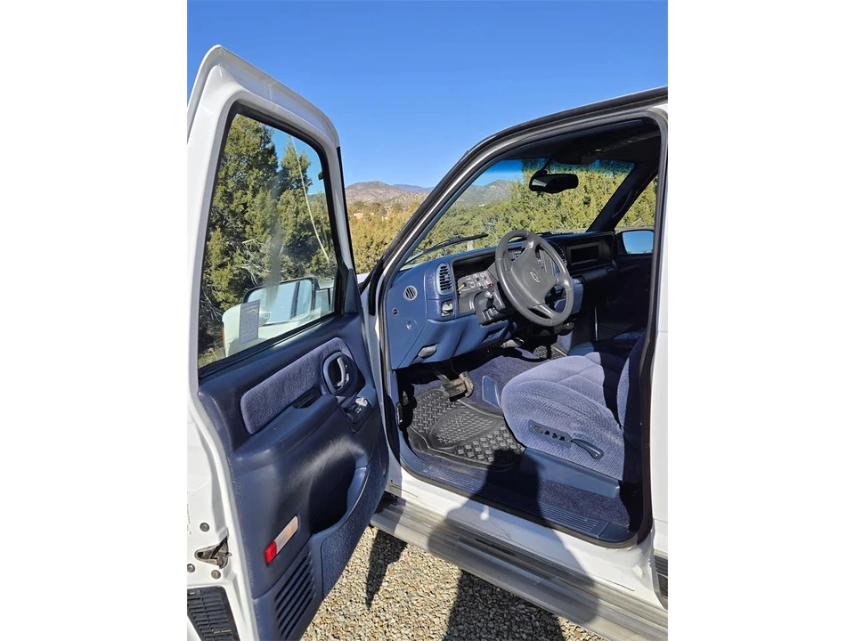 1998 Chevrolet C/K 4th Gen - Image 6 of 31