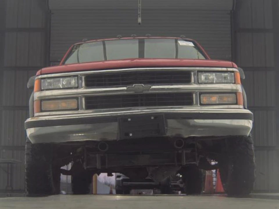 1998 Chevrolet Silverado Heavy Duty 1st Gen - Image 3 of 20