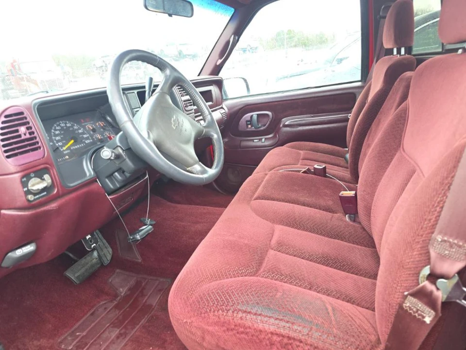 1998 Chevrolet Silverado Heavy Duty 1st Gen - Image 9 of 20