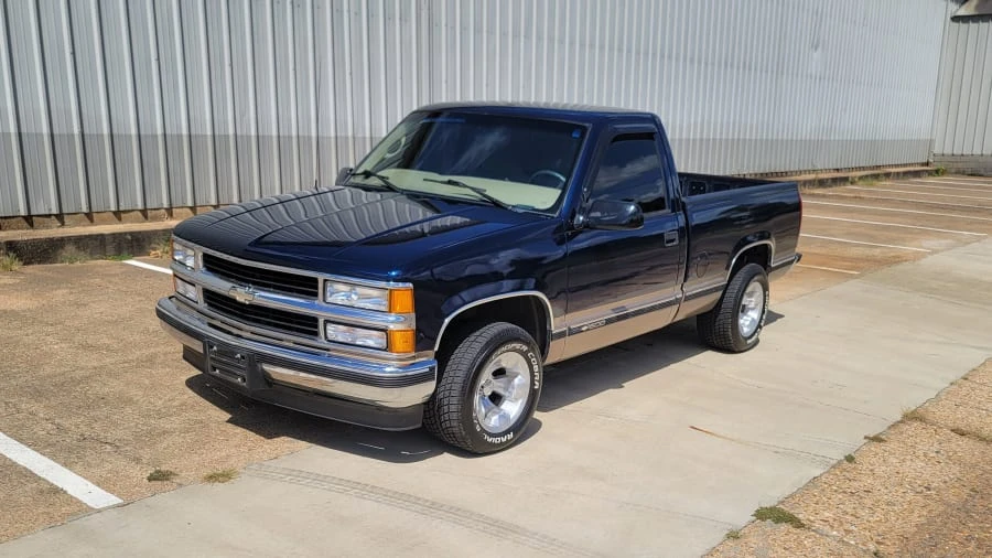 1998 Chevrolet Silverado - Image 4 of 15