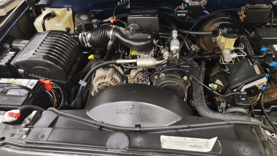 1998 Chevrolet Silverado - Image 14 of 15