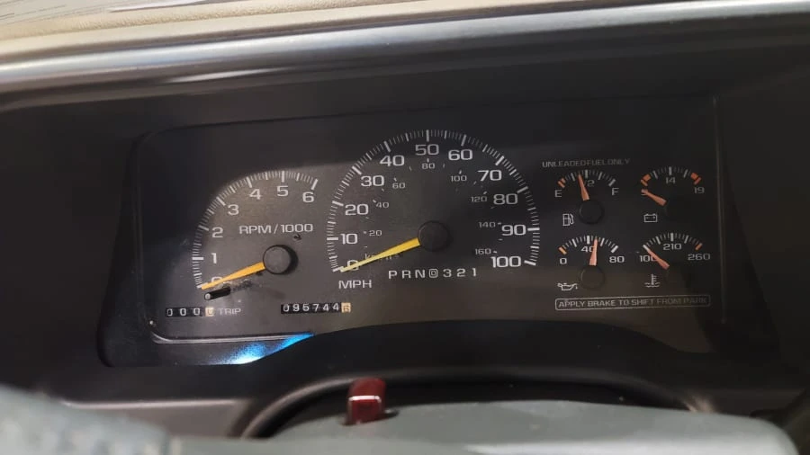 1998 Chevrolet Silverado - Image 6 of 15