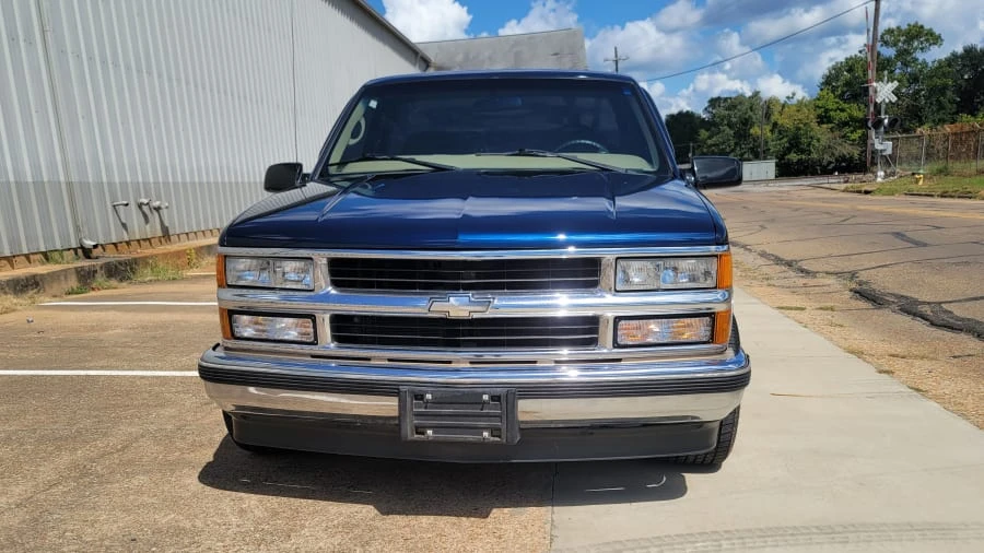 1998 Chevrolet Silverado - Image 2 of 15
