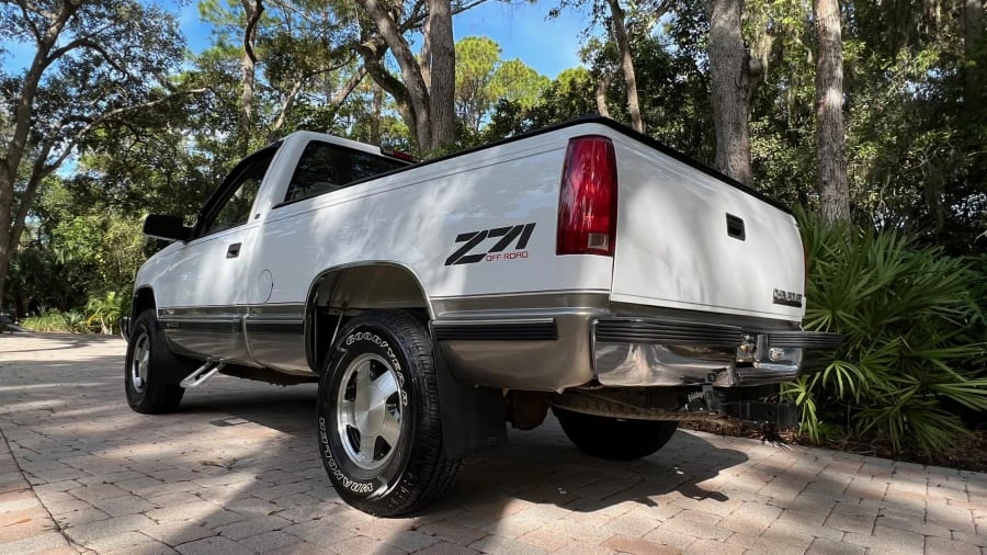 1998 Chevrolet Silverado - Image 3 of 15