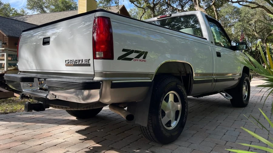 1998 Chevrolet Silverado - Image 13 of 15