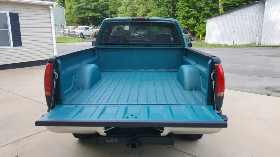 1998 Chevrolet Silverado - Image 3 of 9
