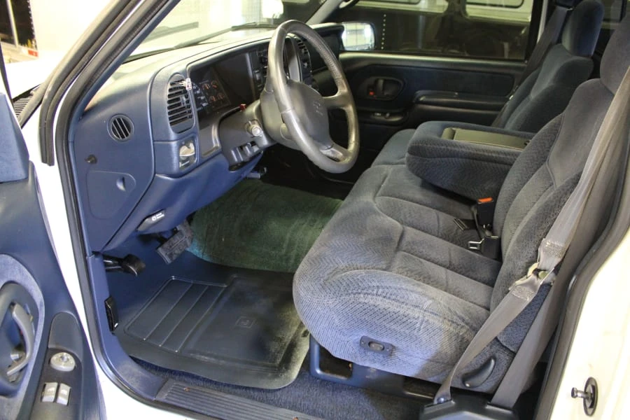 1998 Chevrolet Silverado - Image 4 of 5
