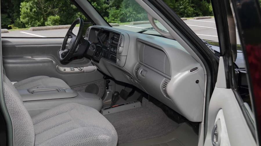 1998 Chevrolet Silverado - Image 5 of 24