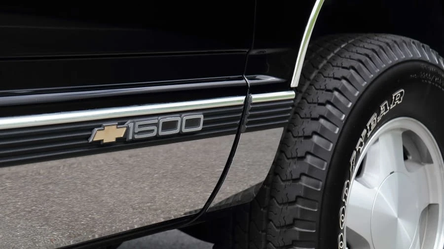 1998 Chevrolet Silverado - Image 18 of 24