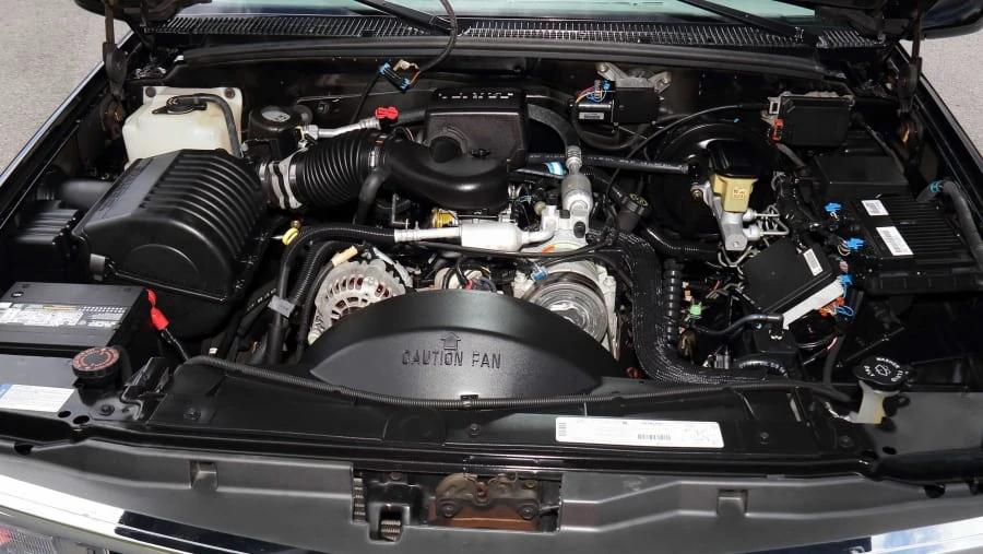 1998 Chevrolet Silverado - Image 21 of 24