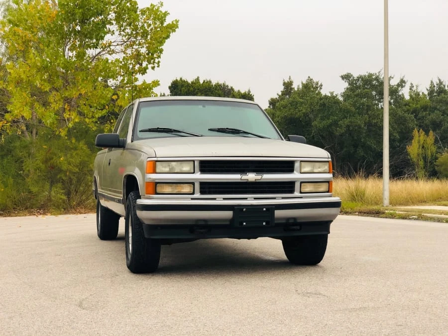 1998 Chevrolet Silverado - Image 9 of 13