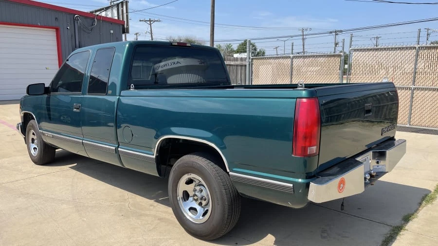 1998 Chevrolet Silverado - Image 3 of 17