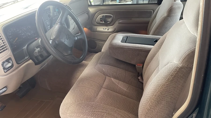 1998 Chevrolet Silverado - Image 4 of 17