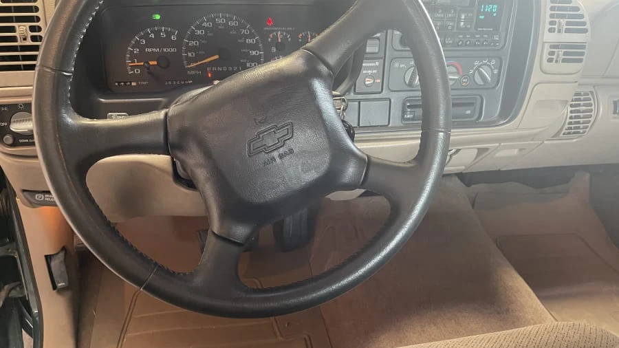 1998 Chevrolet Silverado - Image 5 of 17