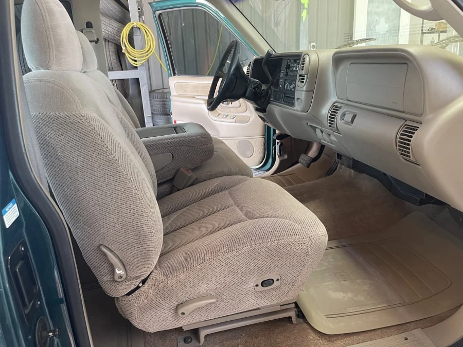 1998 Chevrolet Silverado - Image 6 of 17