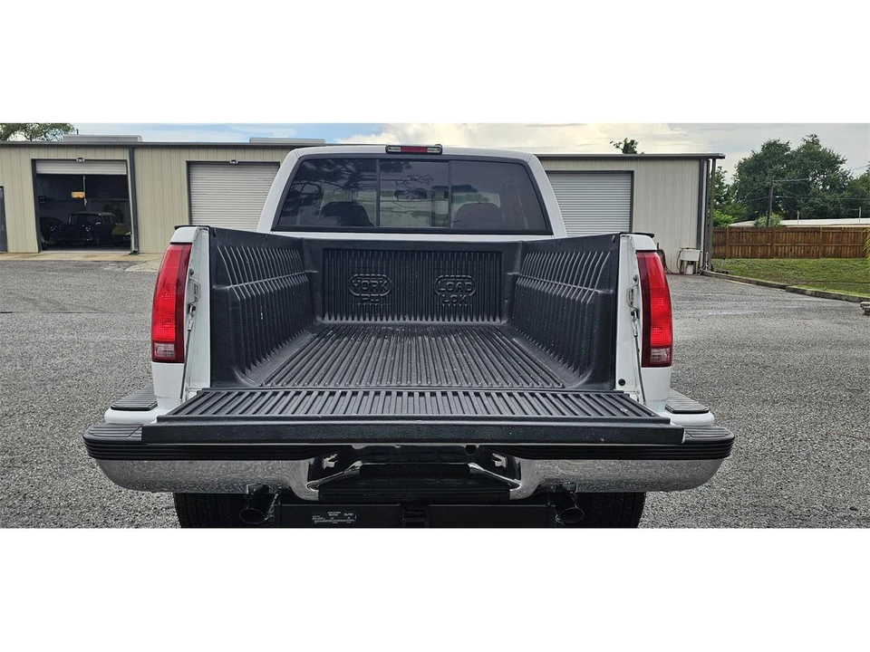 1998 Chevrolet C/K 4th Gen - Image 6 of 31