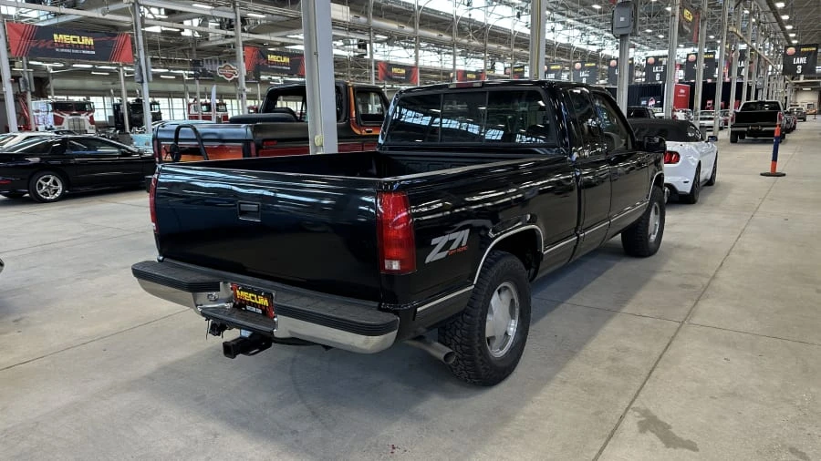 1998 Chevrolet Silverado - Image 2 of 4