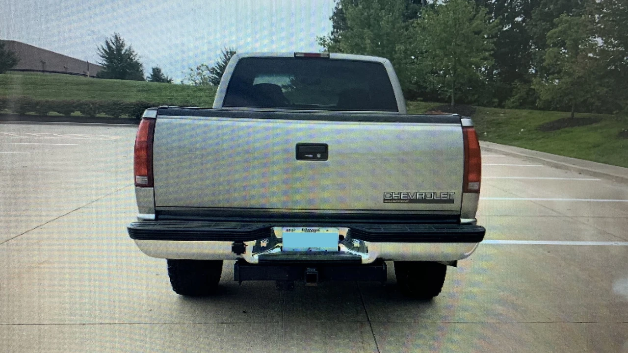 1998 Chevrolet C/K 4th Gen - Image 3 of 22