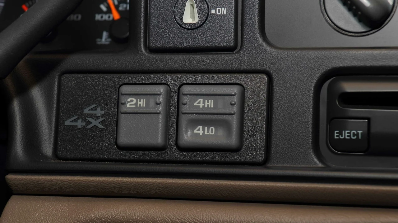 1998 Chevrolet C/K 4th Gen - Image 11 of 26