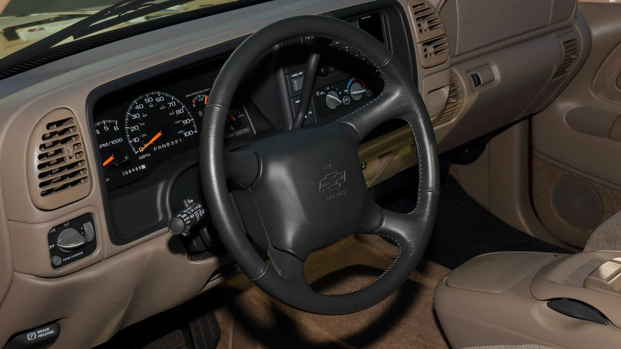1998 Chevrolet C/K 4th Gen - Image 16 of 26