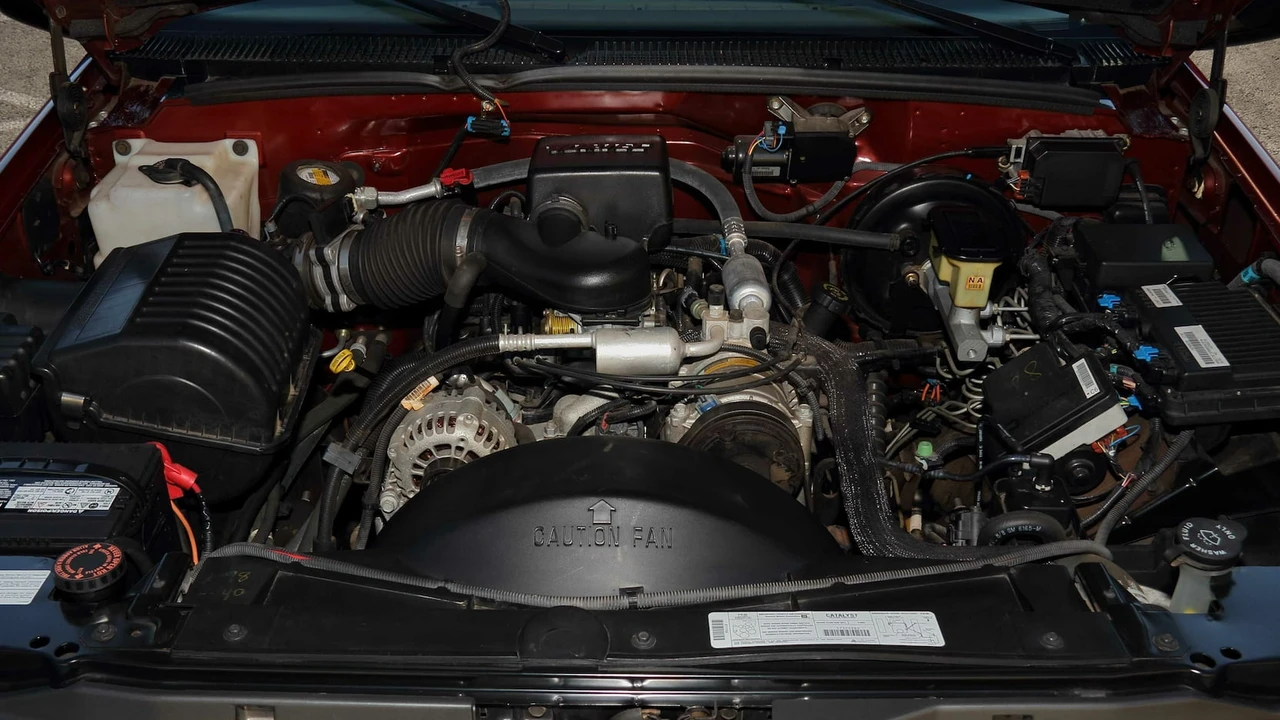 1998 Chevrolet C/K 4th Gen - Image 25 of 26