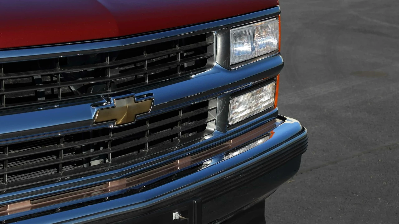 1998 Chevrolet C/K 4th Gen - Image 9 of 26