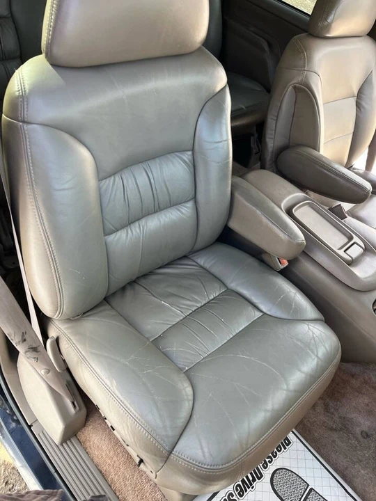 1998 Chevrolet Suburban - Image 13 of 20