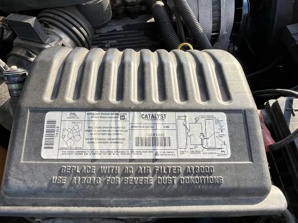 1998 Chevrolet Suburban - Image 18 of 20