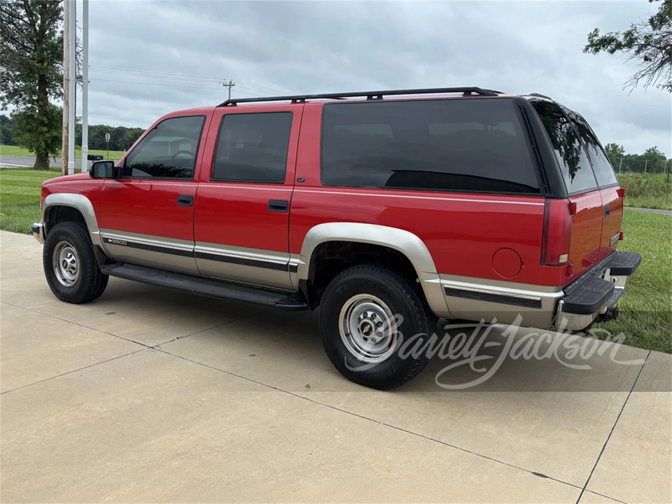 1998 Chevrolet Suburban 8th Gen - Image 3 of 5