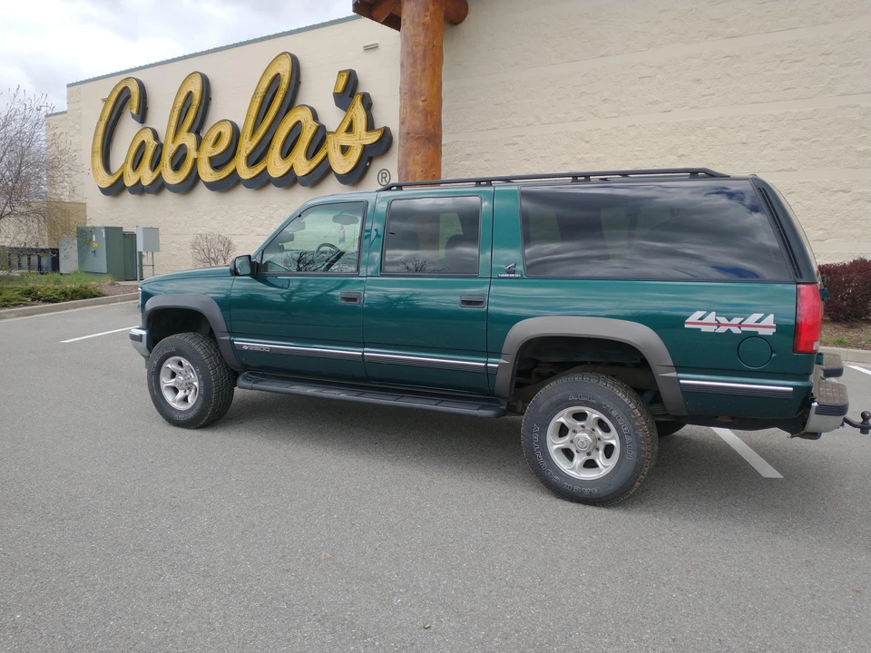 1998 Chevrolet Suburban 8th Gen - Image 13 of 31