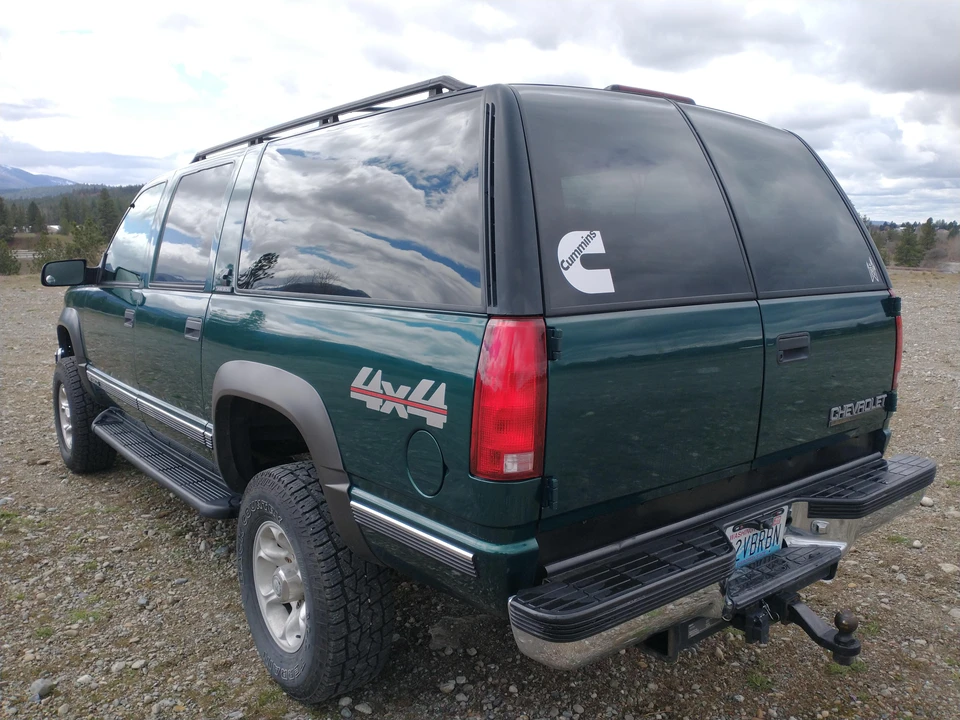 1998 Chevrolet Suburban 8th Gen - Image 16 of 31