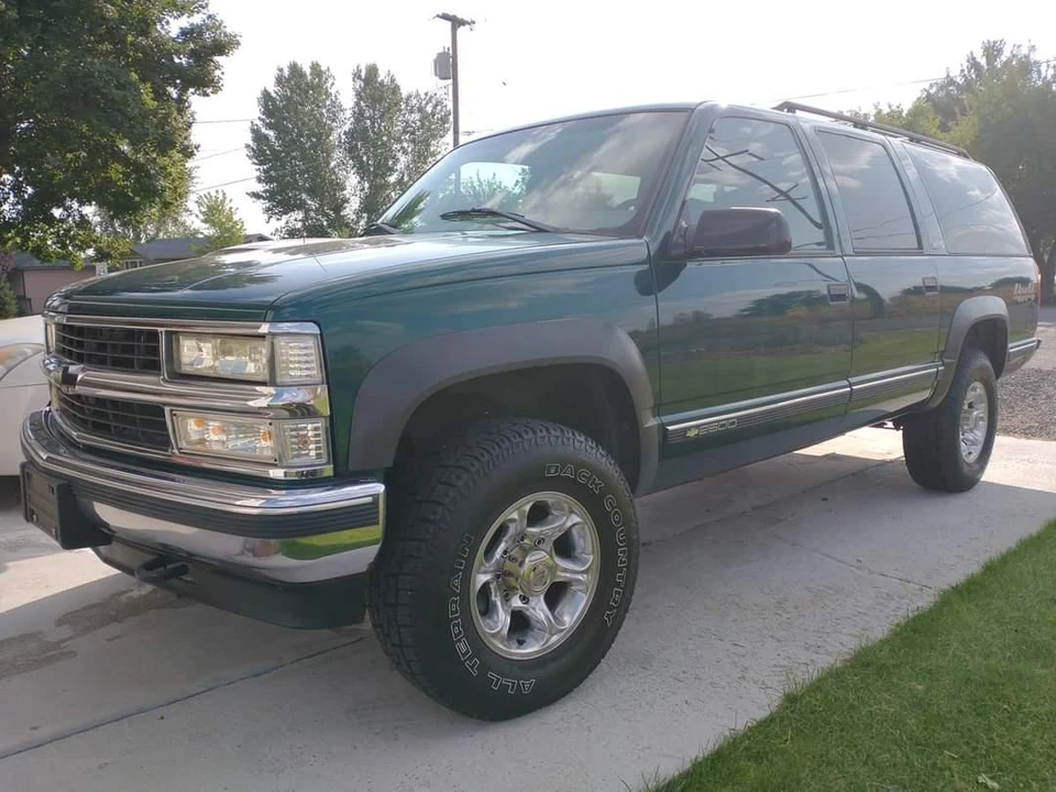 1998 Chevrolet Suburban 8th Gen - Image 12 of 31
