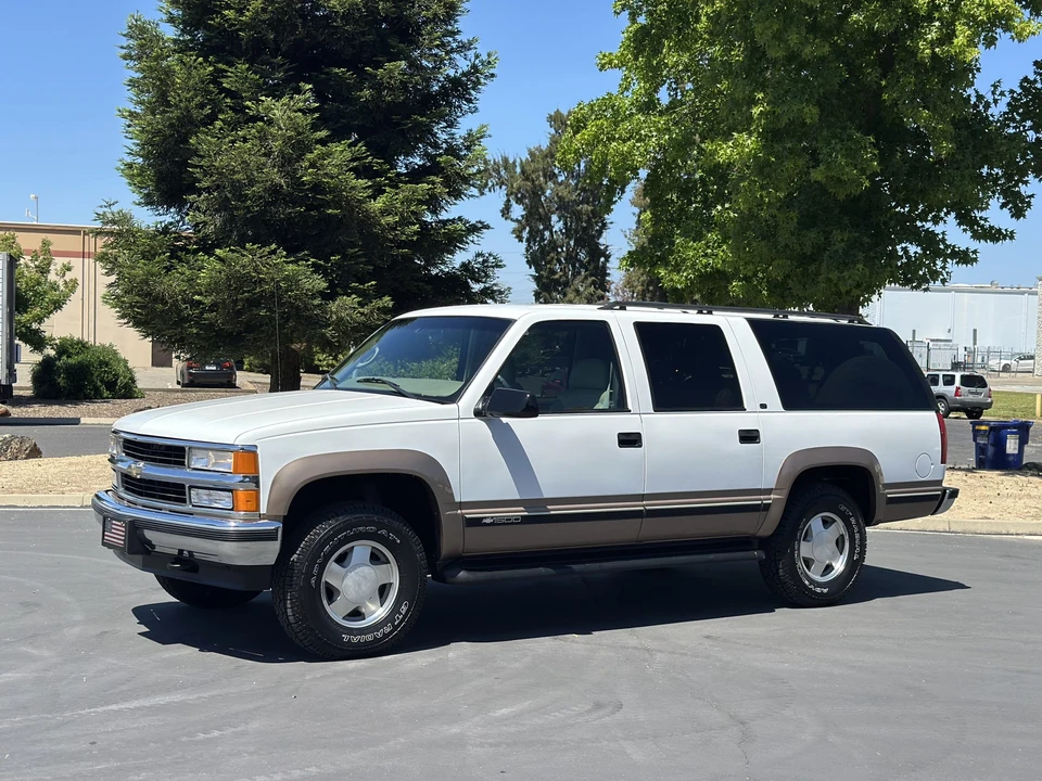 1998 Chevrolet Suburban 8th Gen - Image 6 of 31