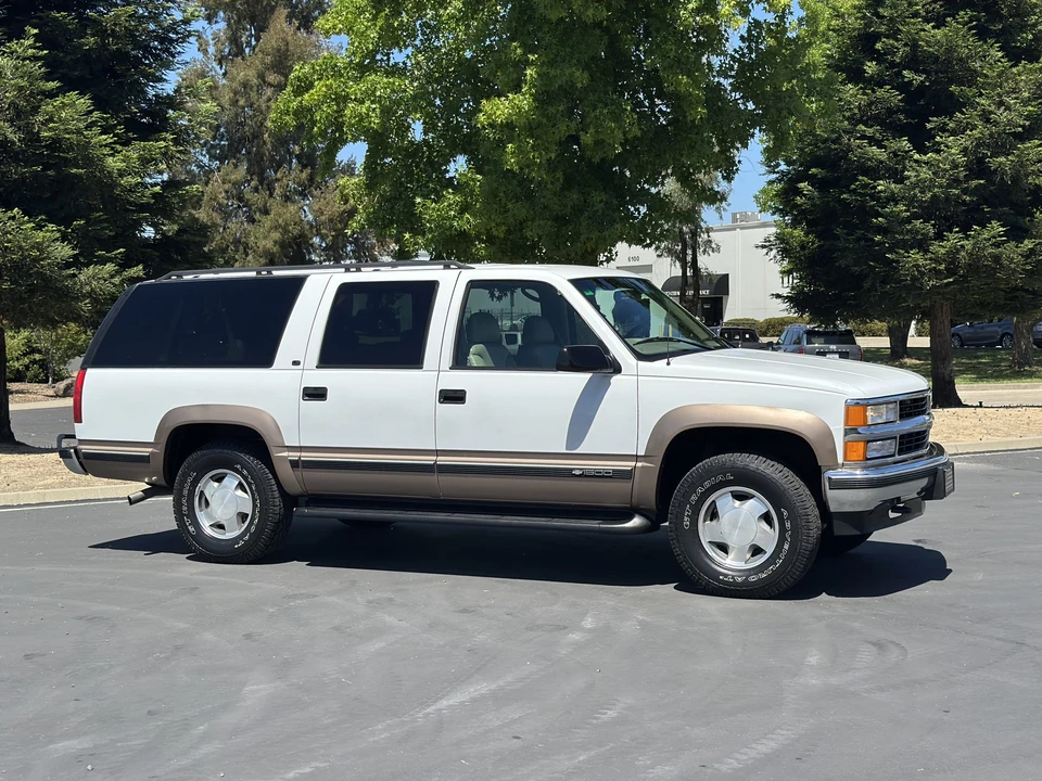 1998 Chevrolet Suburban 8th Gen - Image 31 of 31