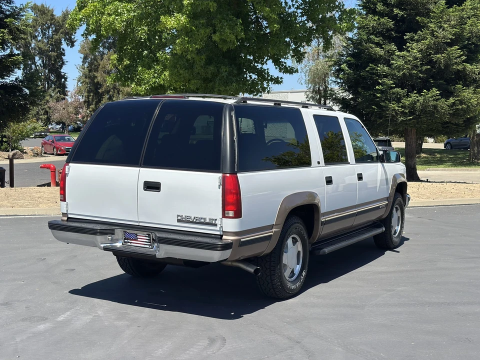 1998 Chevrolet Suburban 8th Gen - Image 22 of 31