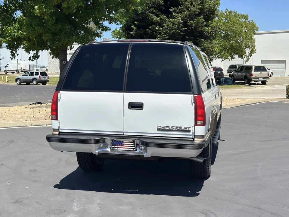 1998 Chevrolet Suburban 8th Gen - Image 20 of 31
