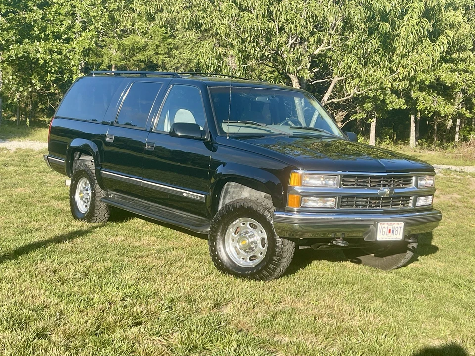 1998 Chevrolet Suburban 8th Gen - Image 10 of 31