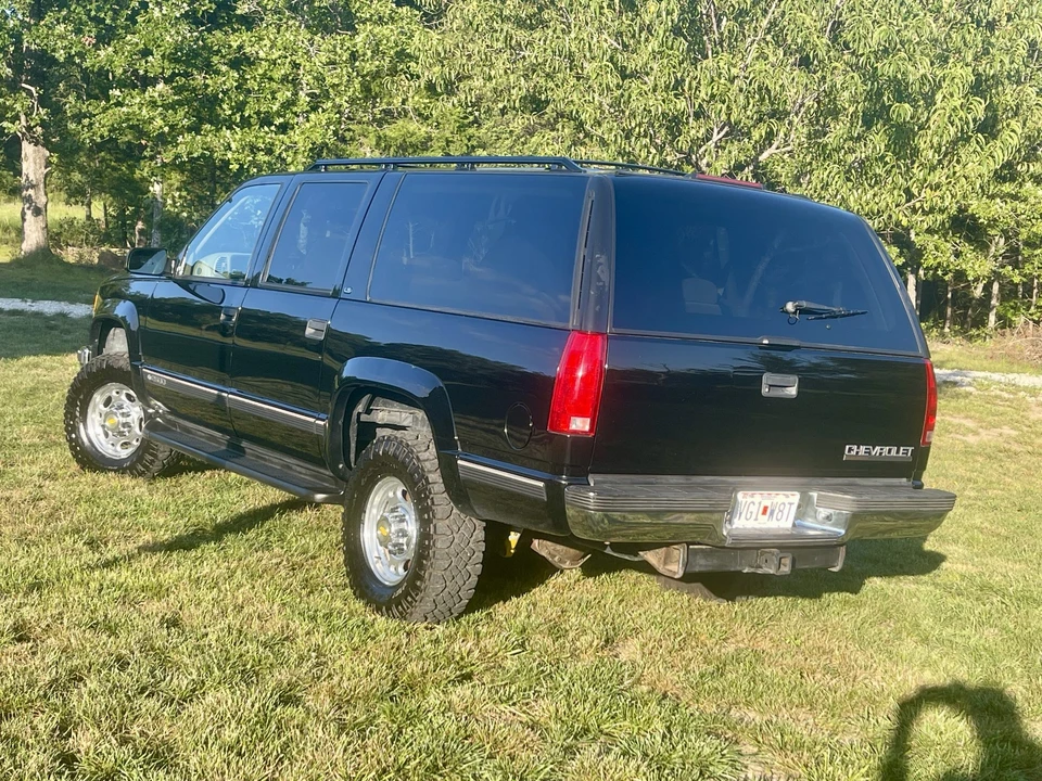 1998 Chevrolet Suburban 8th Gen - Image 6 of 31
