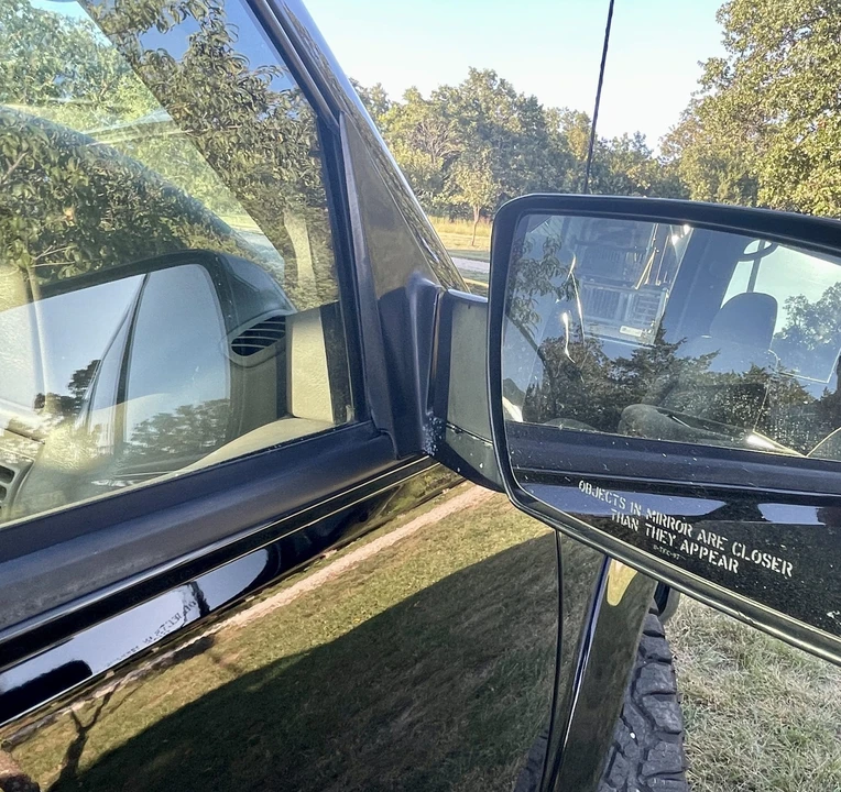 1998 Chevrolet Suburban 8th Gen - Image 24 of 31