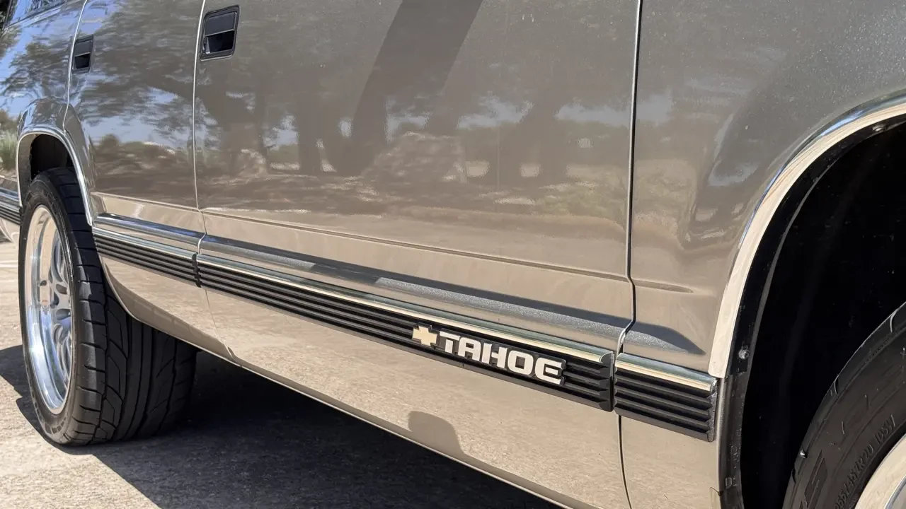 1998 Chevrolet Tahoe 1st Gen - Image 9 of 25