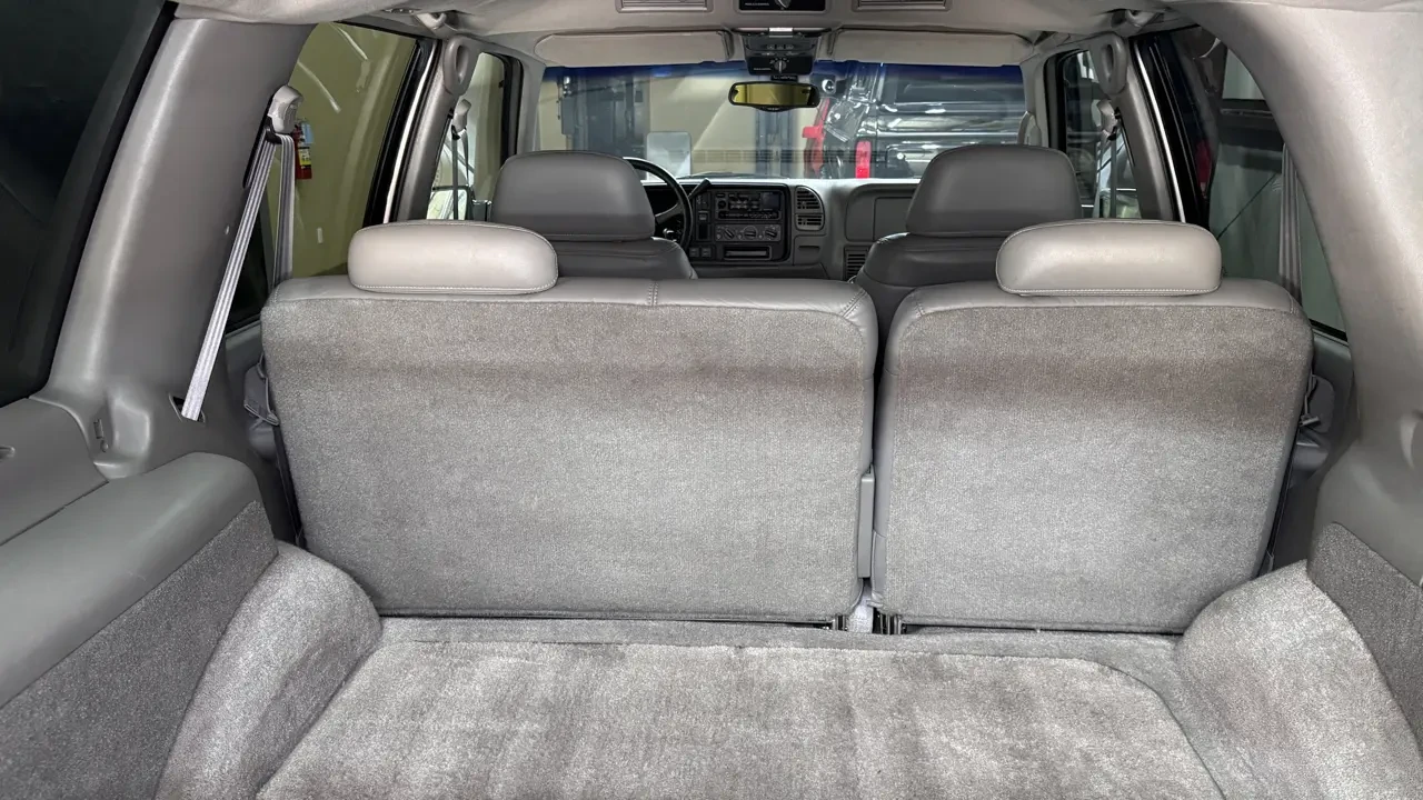 1998 Chevrolet Tahoe 1st Gen - Image 21 of 25