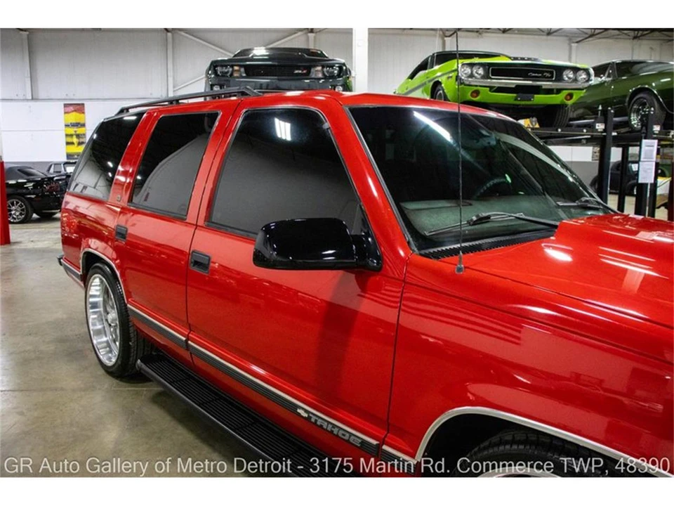 1998 Chevrolet Tahoe 1st Gen - Image 23 of 31